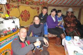 La yourte mongole traditionnelle (ger) des nomades de Mongolie : description et histoire - Randocheval Mongolie
