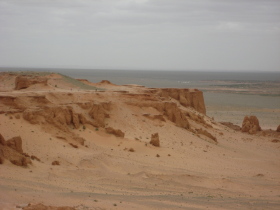 Economie de la Mongolie : &eacute;levage nomade, mines de cuivre... Randocheval Mongolie